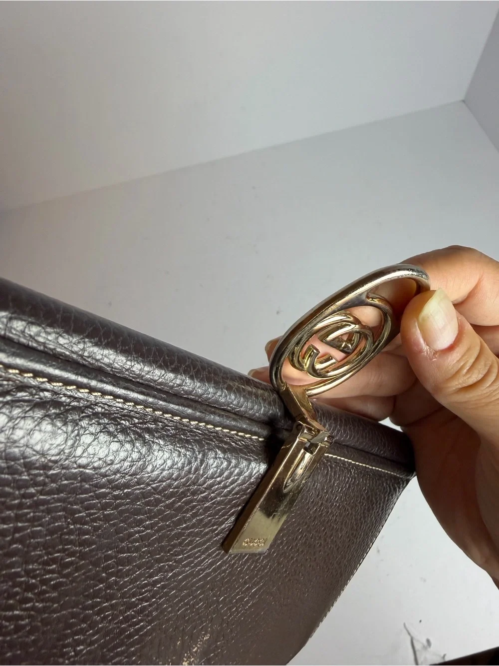 Gucci Interlocking G Clasp Brown GG Canvas Wallet - Picture 16 of 16